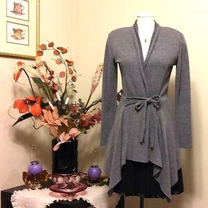 NWOT Stella Woman's Light Gray Open Front Drape Wrap Coat Outerwear Size L 12
